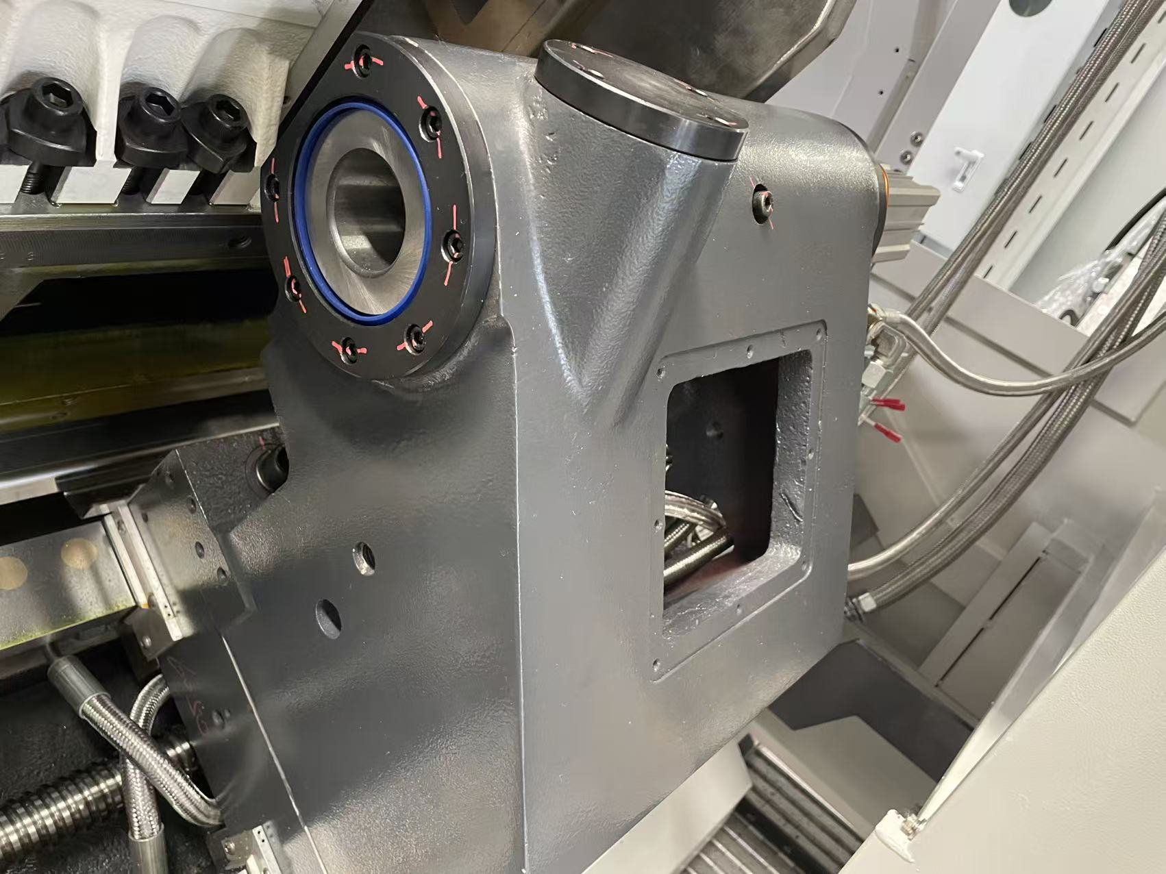 TCK6050 CNC तिरछा बिस्तर खराद
